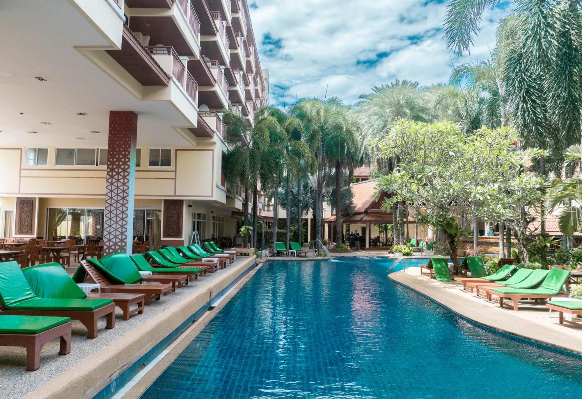 Baumanburi Hotel Patong Eksteriør bilde