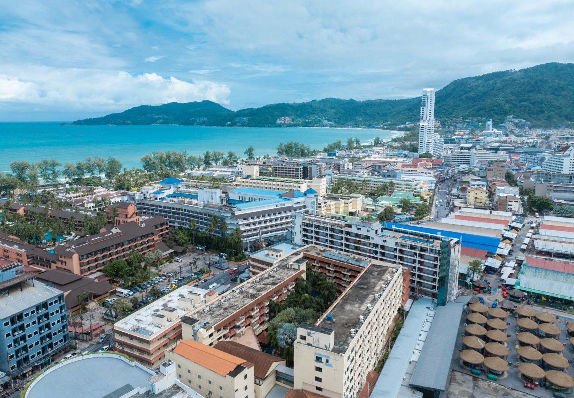 Baumanburi Hotel Patong Eksteriør bilde